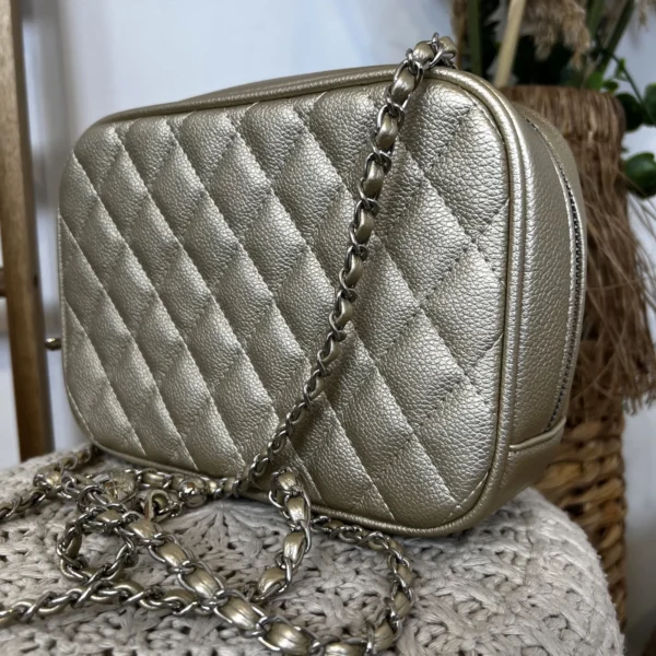 P482- Sac Matelassé Flora & Co - dore - sans-taille