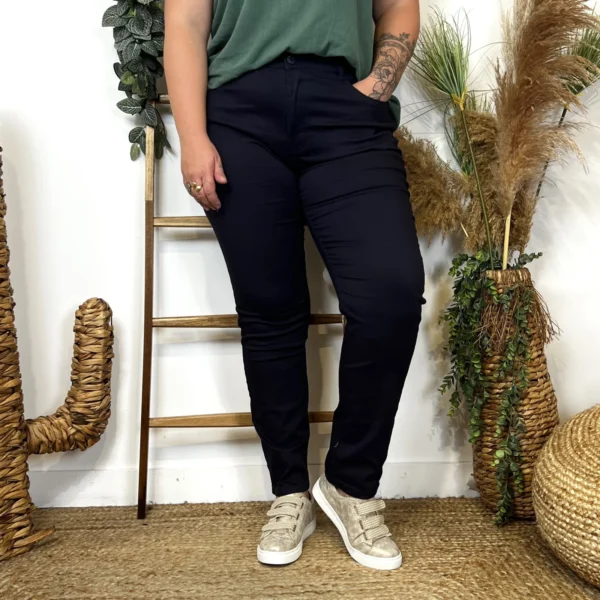 O149- Jean Slim Voggo (T42-T52) - marine - 52