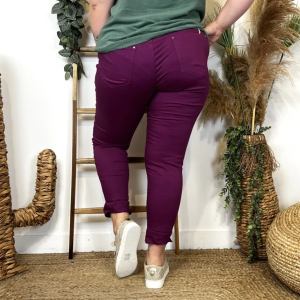 O121- Jean 7/8ème Voggo - violet - 52