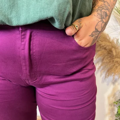 O121- Jean 7/8ème Voggo - violet - 52