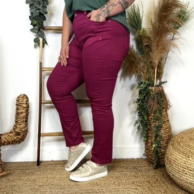 O153- Jean Slim Voggo (T42-T52) - fuchsia - 52