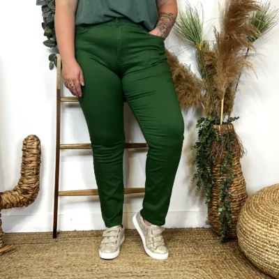 O157- Jean Slim Voggo (T42-T52) - vert-emeraude - 52