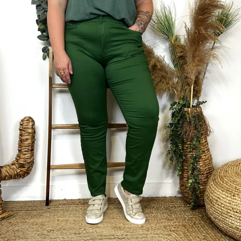 O157- Jean Slim Voggo (T42-T52) - vert-emeraude-kaki - 52