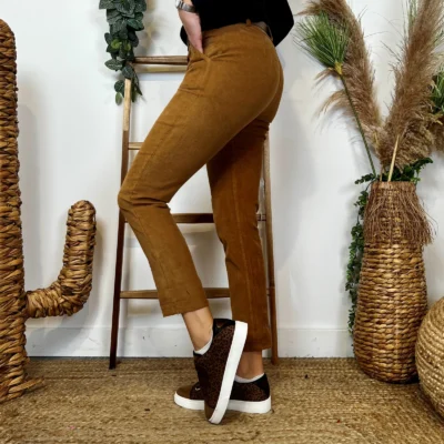 L804- Pantalon en velours (T36-T44) - camel - 44