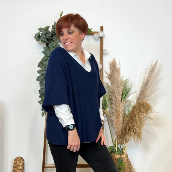 K545- Pull loose Crop-Top (Tu) - marine - taille-unique