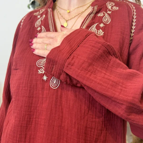 K789- Blouse Coton brodée (T36-T40) - bordeaux - 38