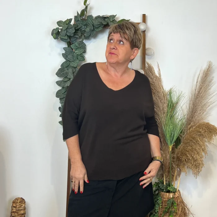 Pull femme manches chauve-souris « Jolies Formes » - marron - taille-unique-grande-taille