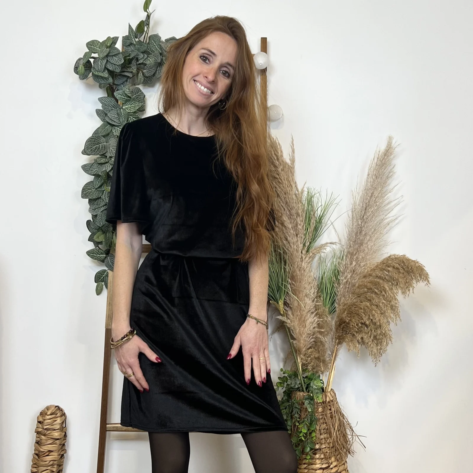 K685- Robe Panne de Velours (Tu) 🇮🇹 - noir - taille-unique