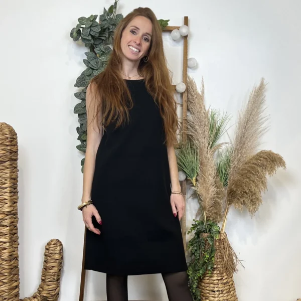 K687- Robe droite (T36-T44) - noir - 44