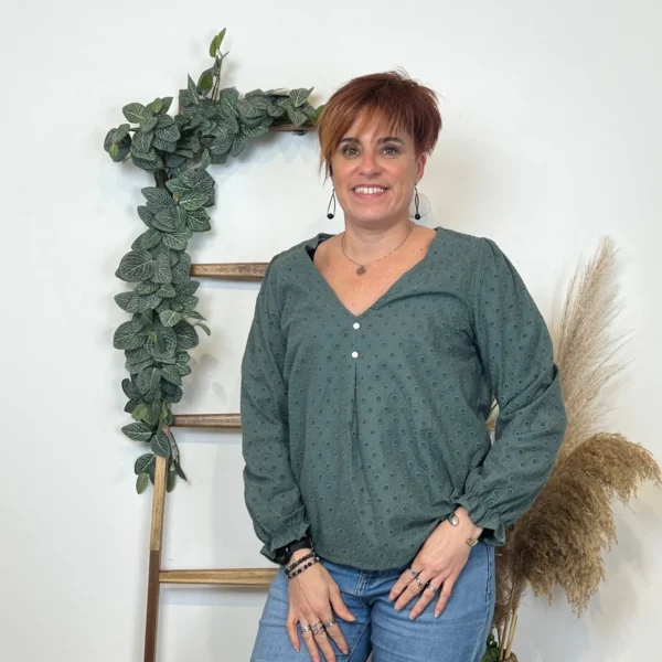 K796- Blouse Coton brodée (T36-T40) - vert-sapin - 38