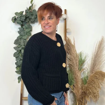 K104- Gilet Grosse Maille bouton doré (Tu) - noir - taille-unique