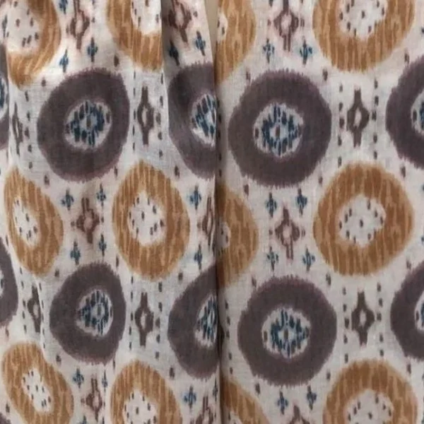 Y521- Foulard Ethnique Pompons - camel - sans-taille