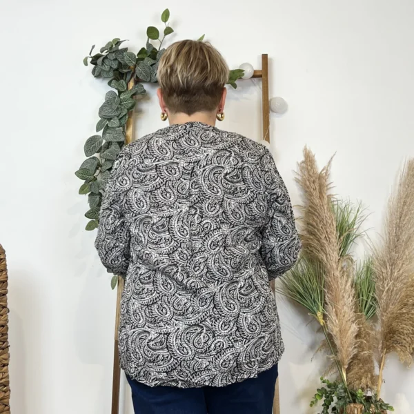 K818- Blouse «Cachemire » Christy (T44-T52) - noir - 52