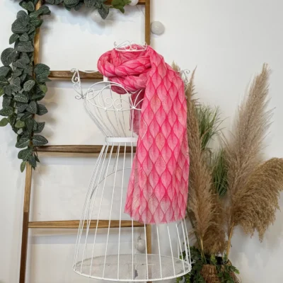 Y525- Foulard Feuilles détails dorés - fuchsia - sans-taille