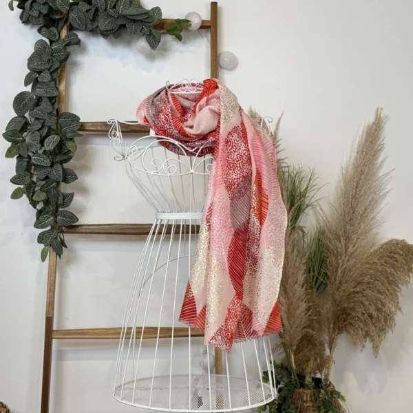 Y527- Foulard Grandes Feuilles doré - rouge - sans-taille