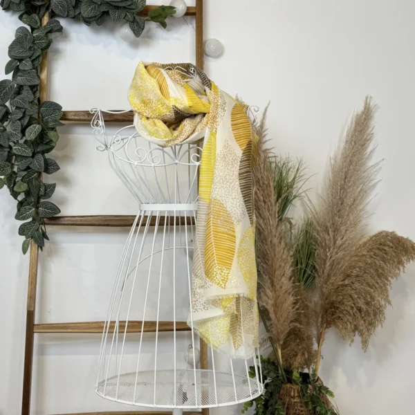 Y527- Foulard Grandes Feuilles doré - jaune - sans-taille