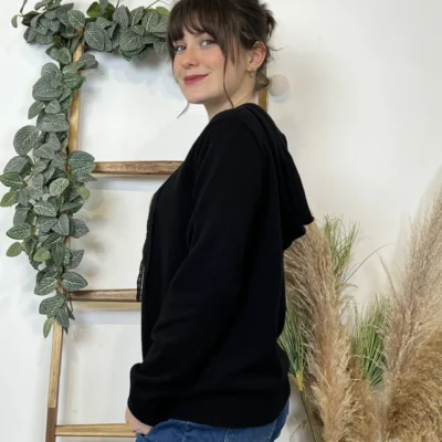 K599- Pull capuche Ourson (Tu)