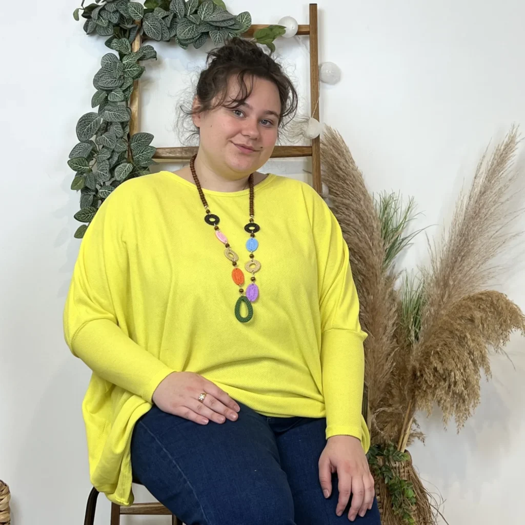 Z553.- Top Oversize uni (Gt) - jaune-jaune-soleil - taille-unique-grande-taille