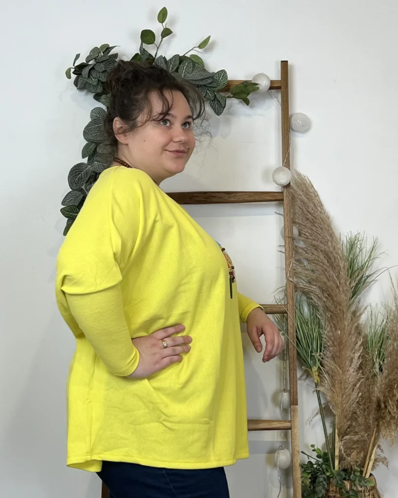 Z553.- Top Oversize uni (Gt) - jaune-jaune-soleil - taille-unique-grande-taille