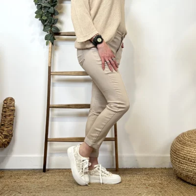 P092- Jean 7/8ème Voggo (T36-T44) - beige - 44