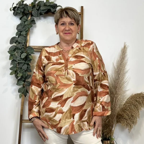 Z766- Blouse Christy « Oursin » (T44-T52) - camel - 52