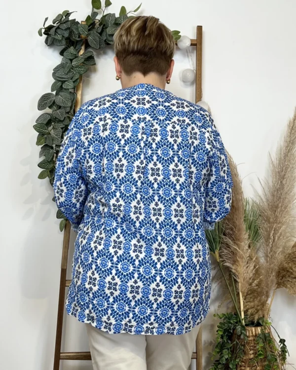 K548- Blouse Fleurie (T42-T46) - bleu-indigo - 46