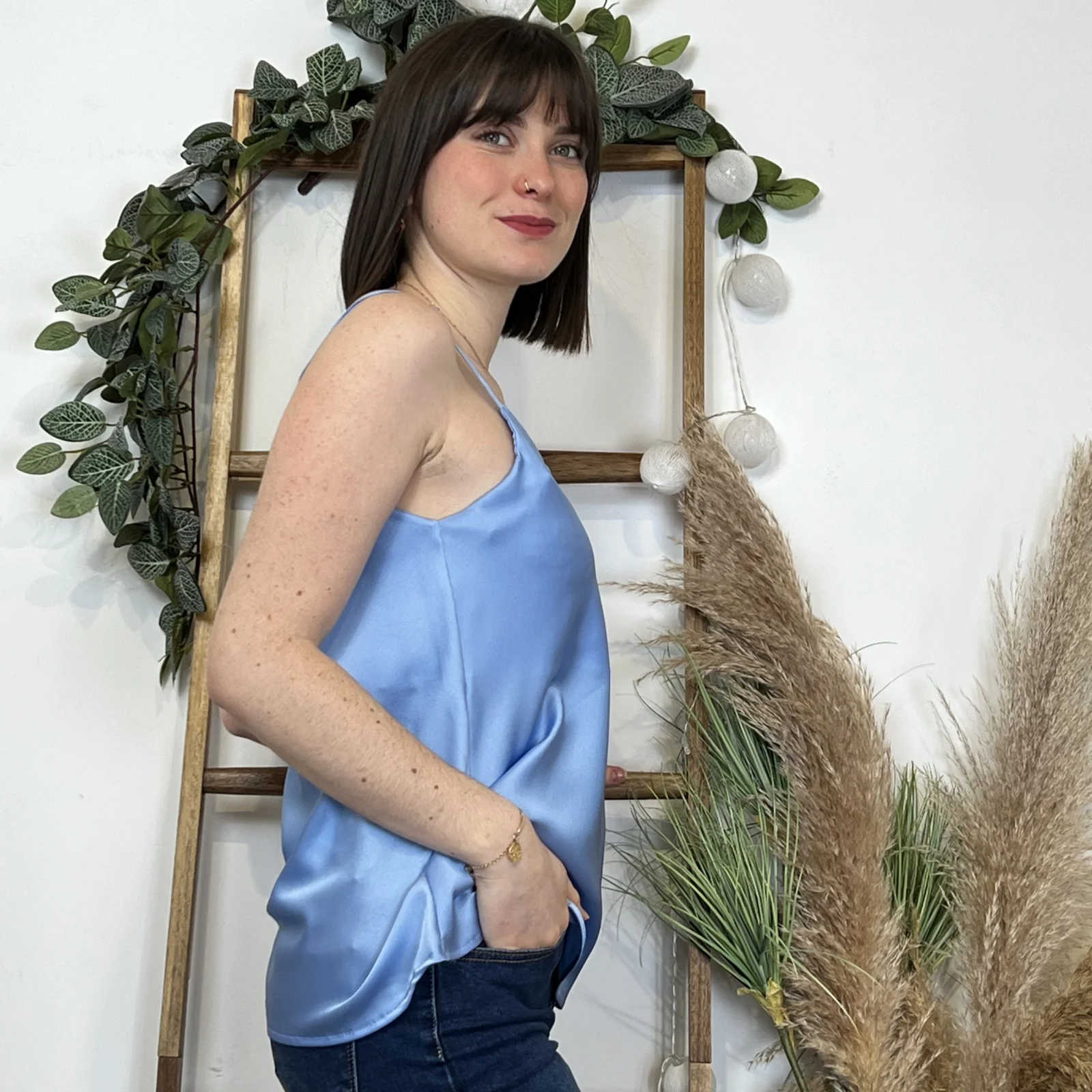 K292- Top Soyeux uni (Tu) 🇮🇹 - bleu-ciel - taille-unique