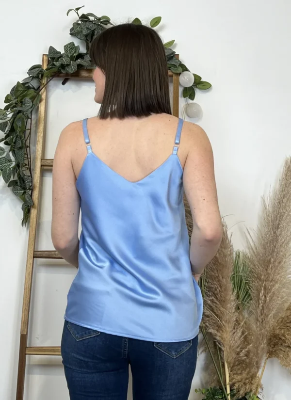 K292- Top Soyeux uni (Tu) 🇮🇹 - bleu-ciel - taille-unique