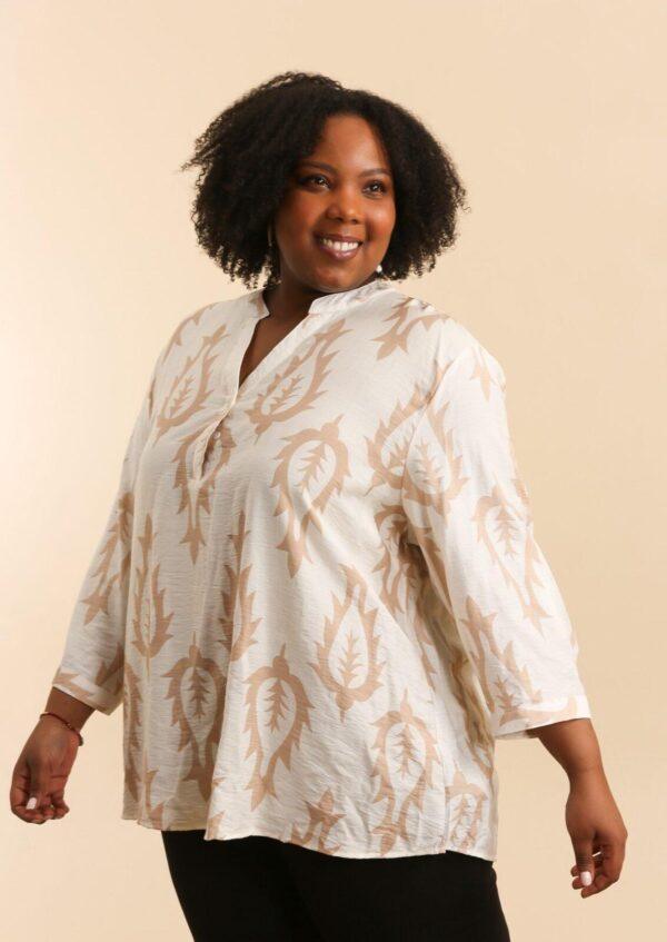 Z795- Blouse Curvy imprimée (T54-T58) - ecru - 58