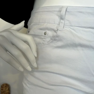 P088- Jean 7/8ème Voggo (T42-T50) - blanc - 50