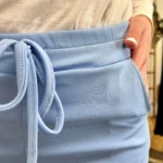 Jogging large uni à poches - bleu-ciel - taille-unique