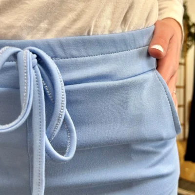 L740- Jogg large (Tu) - bleu-ciel - taille-unique