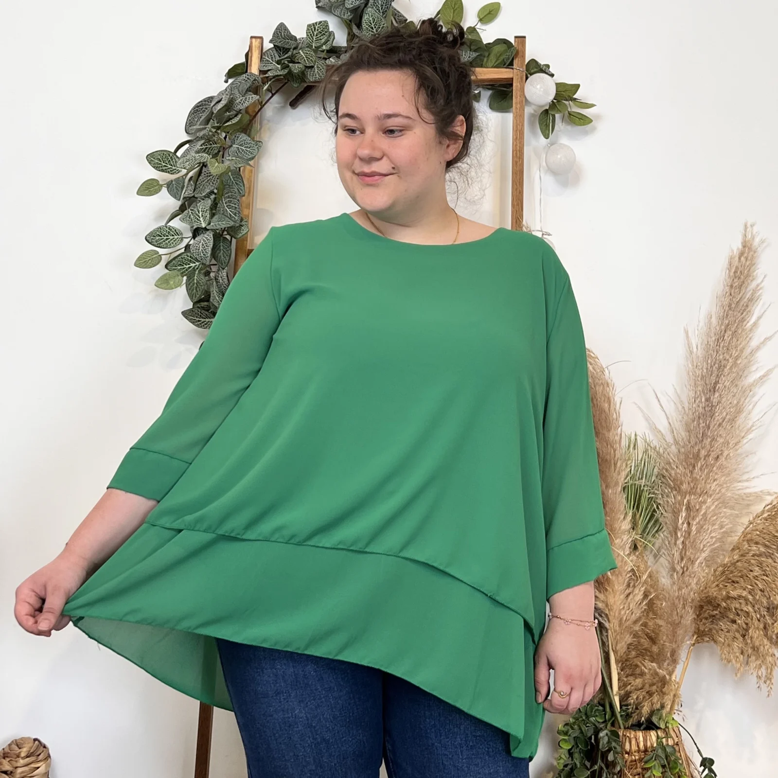 Z384- Tunique grande taille dos bijou (Gt)