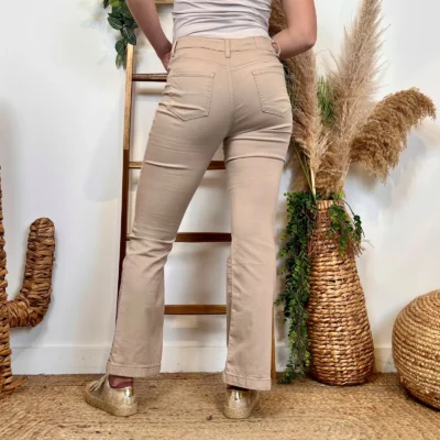 N005- Jean Flare Voggo (T36-T44) - beige - 44