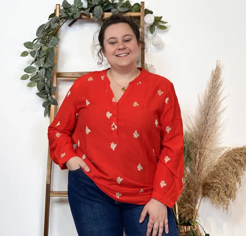 Z757- Blouse brodée Christy (T44-T52) - rouge - 52