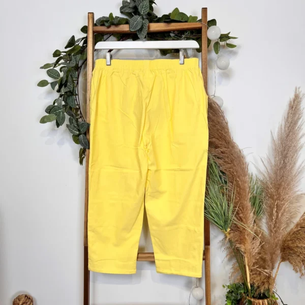 T581- Pantacourt stretch uni JST (T38-T52) - jaune - 58