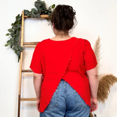 K357- Blouse «By One» (T40-T48) - rouge - 48