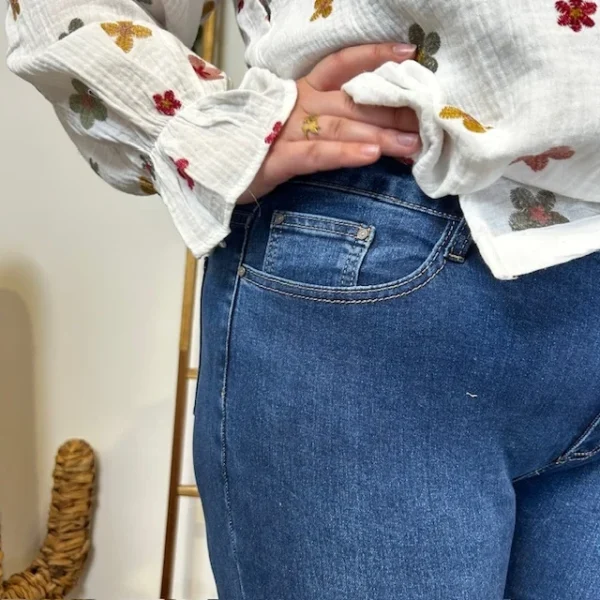 N008- Jean Bootcut (T42-T50) - brut - 50