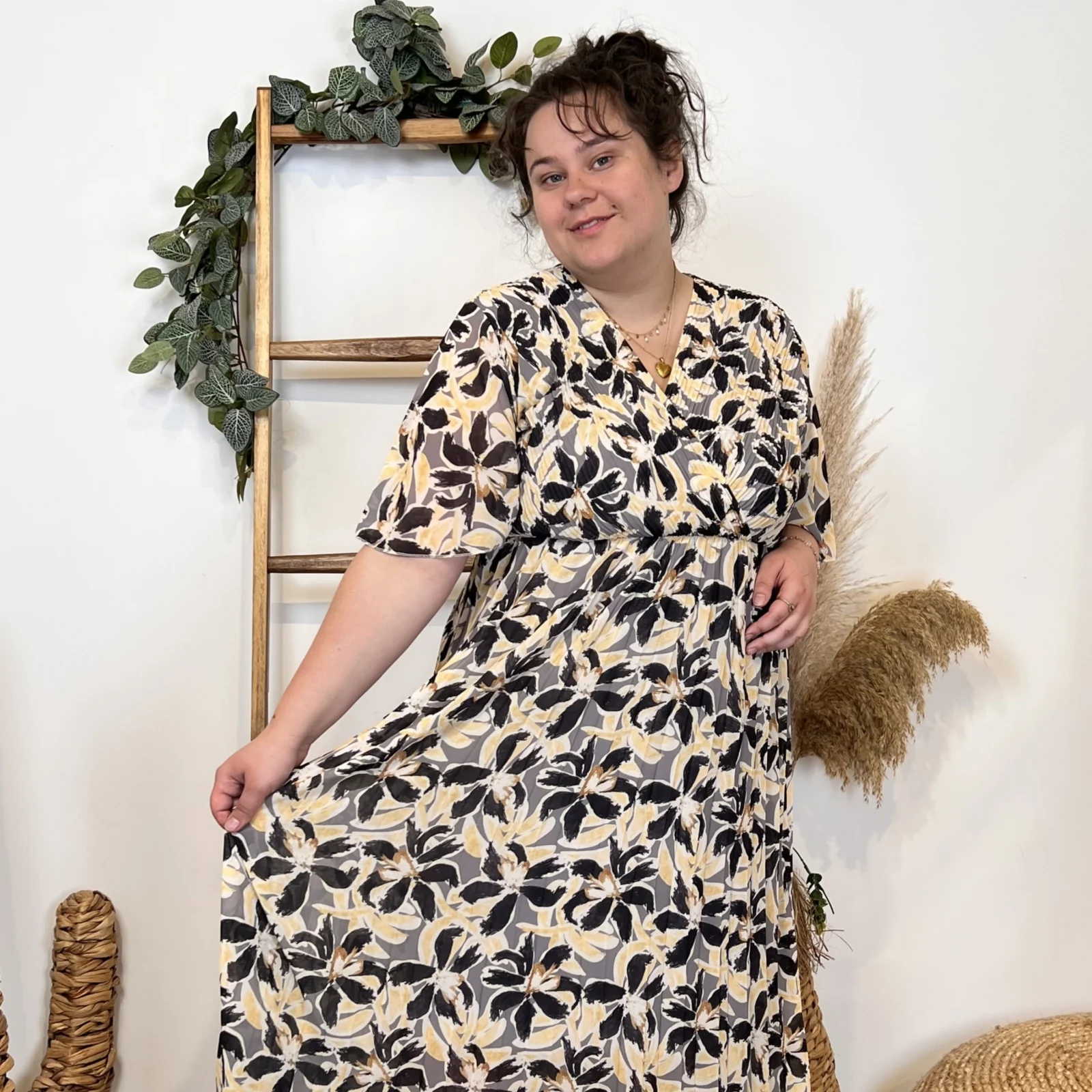 Z354- Robe Plissée Grande Taille "C'Mélodie"