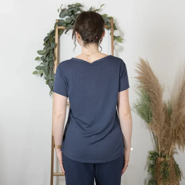 K177- T-Shirt « Girafe» (Tu) 🇮🇹 - marine - taille-unique