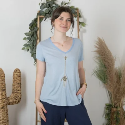 K177- T-Shirt « Girafe» (Tu) 🇮🇹 - bleu-ciel - taille-unique