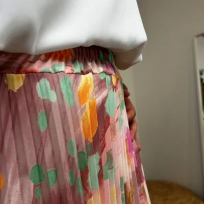 L701- Jupe plissée imprimée (Tu) 🇮🇹 - rose-poudre - taille-unique