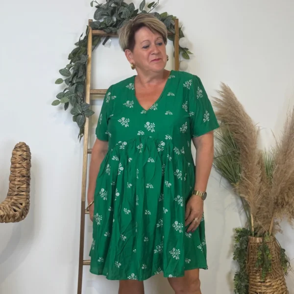 K286- Robe trapèze "Fleurettes" (T40-T48) - vert-bresil - 48