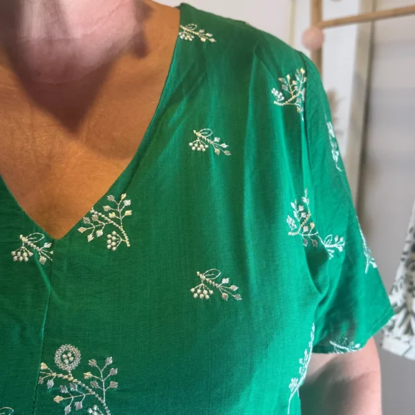 K286- Robe trapèze "Fleurettes" (T40-T48) - vert-bresil - 48