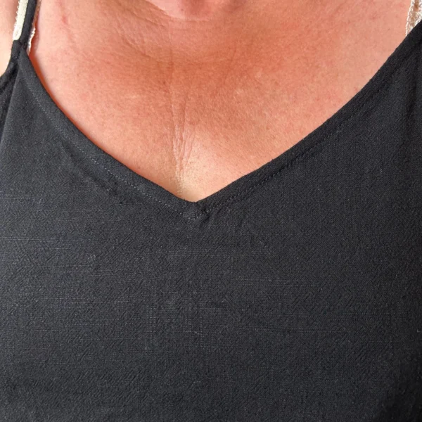 K233- Débardeur Maëlle dos brodé (T40-T48) - noir - 48