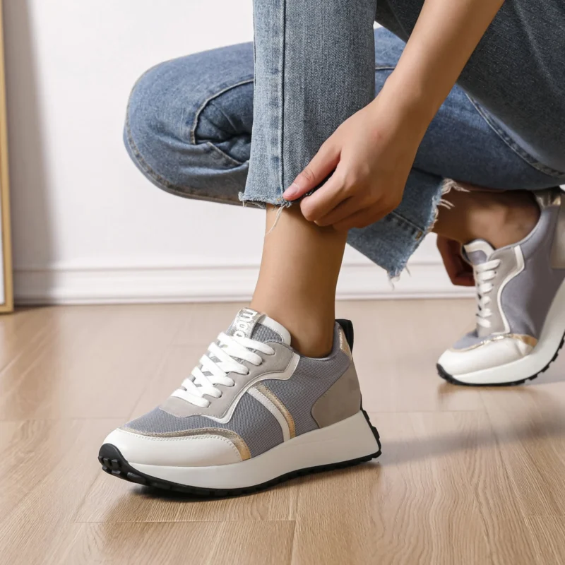 R377- Sneakers Moow crantées (T36-T41) - gris-clair - 41