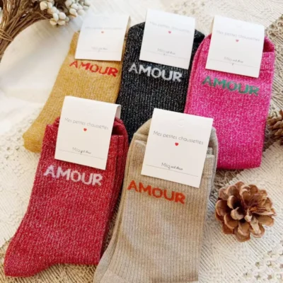 V329- Chaussettes paillettes "Amour" - fuchsia - sans-taille