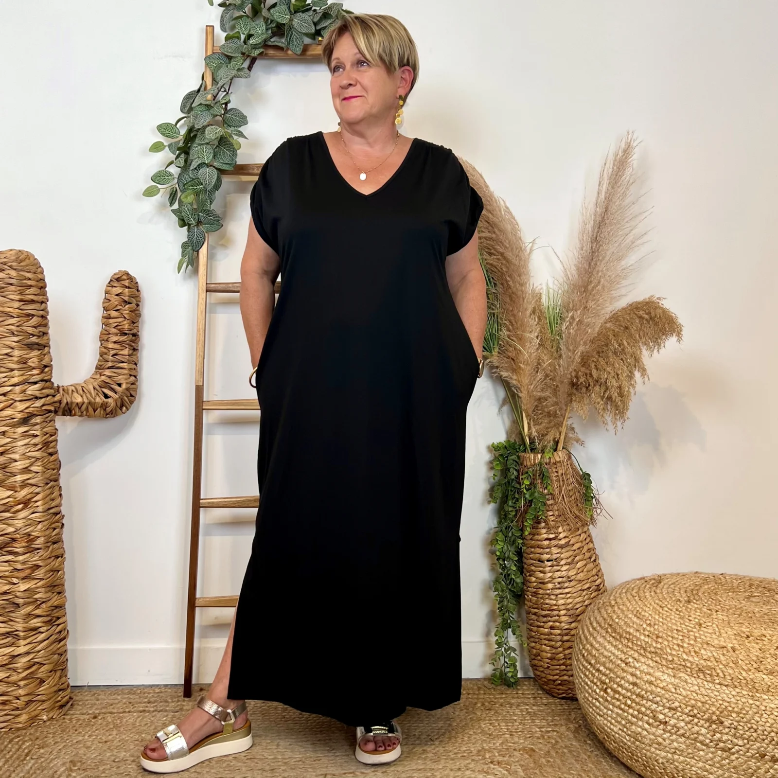 Z136- Robe longue fluide grande taille - noir - taille-unique-grande-taille
