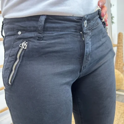 P072- Jean "Poches zippées" Melly&Co (XS-XL) - noir - 42