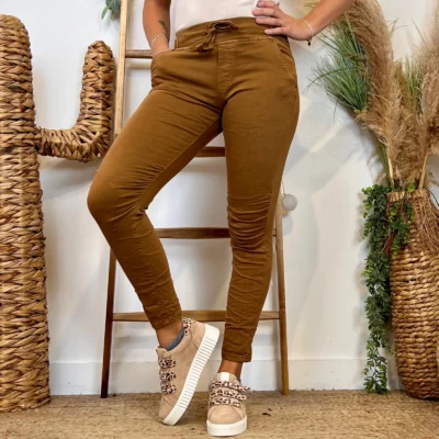 P070- Jean Melly & Co Taille élastiquée (XS-XL) - camel - 42
